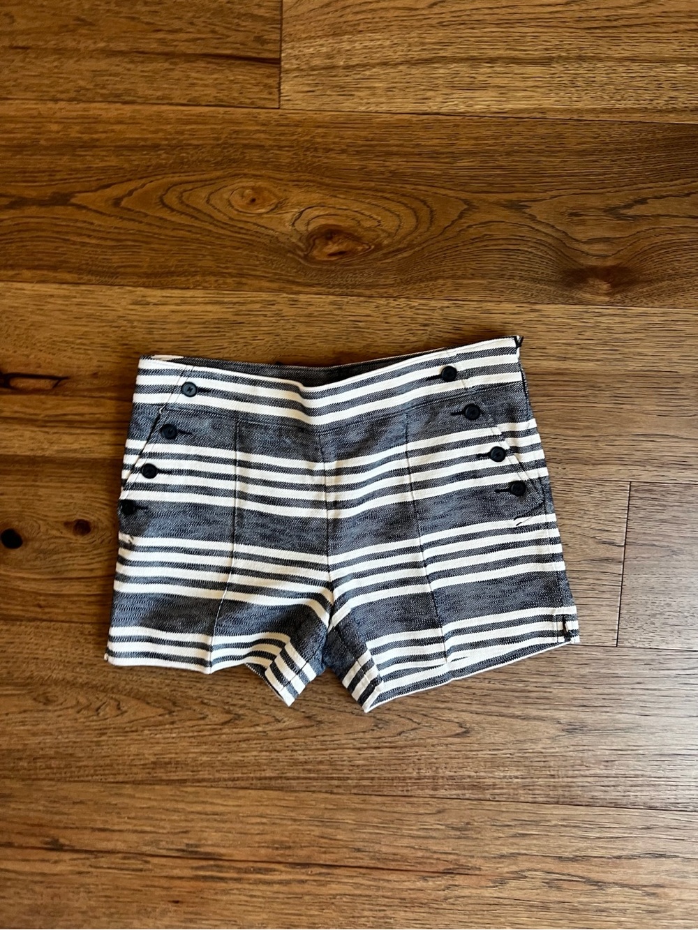 LOFT Navy and White Riviera Striped High-Waist Shorts 100% Cotton Size 8